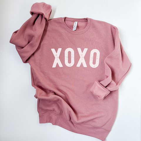 PRE-ORDER: XOXO Relaxed Fit Crewneck Sweatshirt