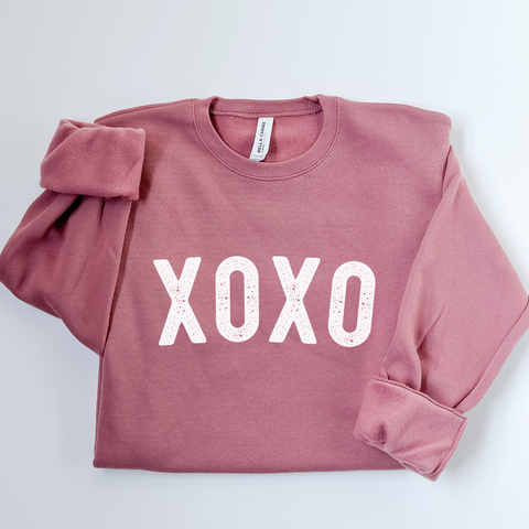 PRE-ORDER: XOXO Relaxed Fit Crewneck Sweatshirt