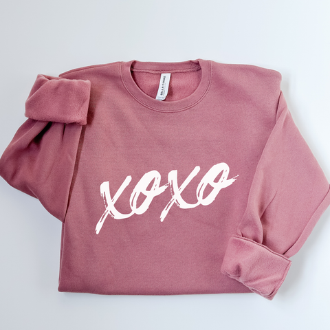 PRE-ORDER: XOXO Relaxed Fit Crewneck Sweatshirt